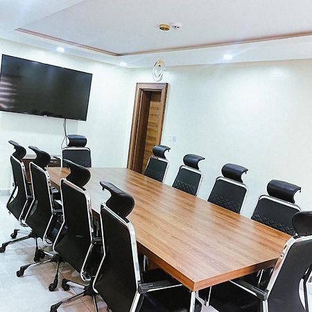 Plush Hotel,Abuja Exteriér fotografie
